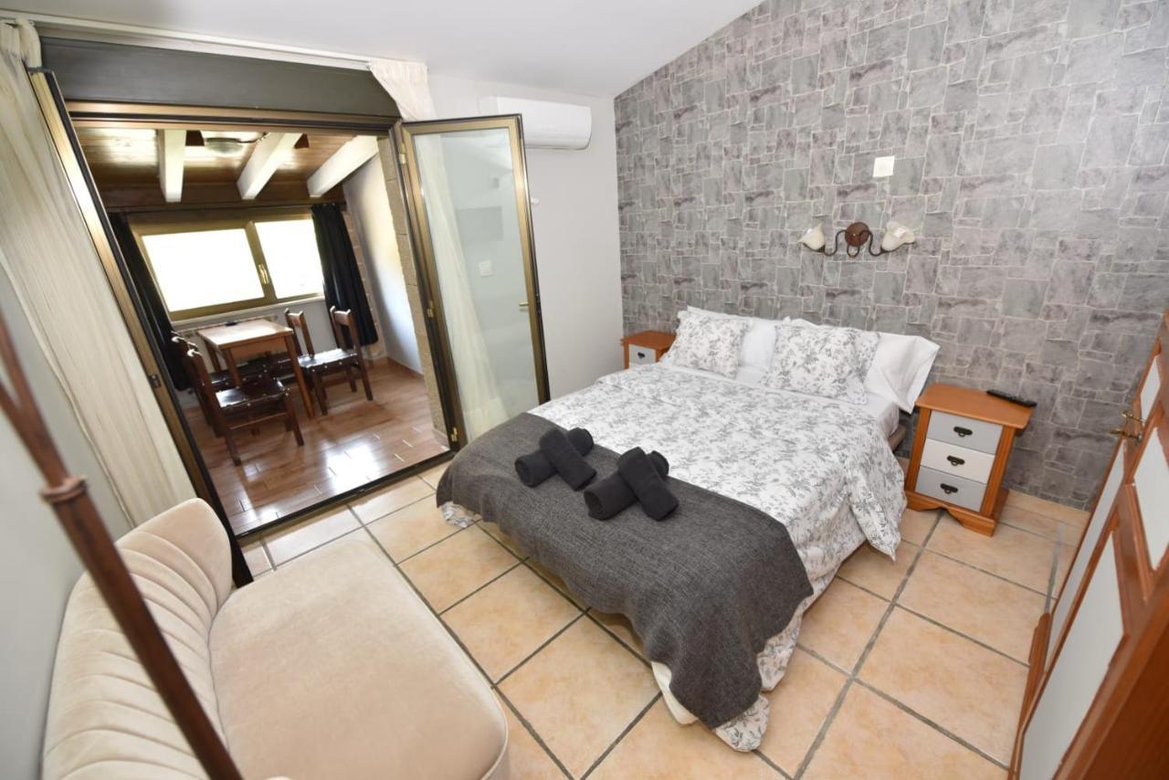 Hotel Rural El Castillo Larraga Kültér fotó